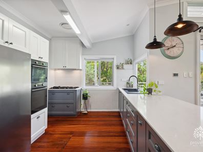 21 Boya Crescent, Boya WA 6056