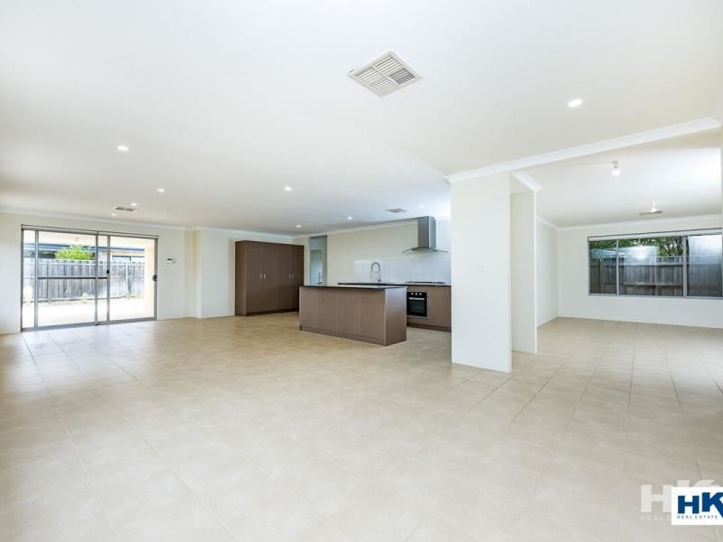 4 Wilding Boulevard, Ellenbrook WA 6069