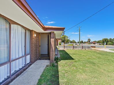 61 Willmott Drive, Cooloongup WA 6168