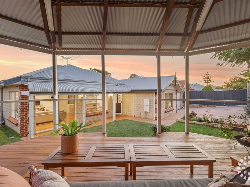 70A Rennie Crescent, Hilton WA 6163