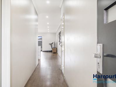 144 Frankland Avenue, Hammond Park WA 6164