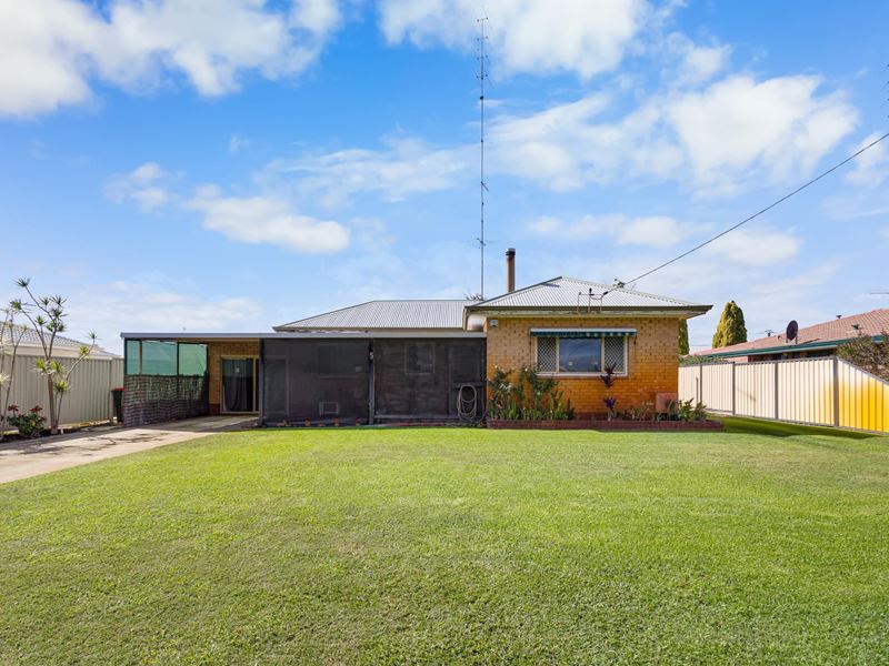 5 Allen  Street, East Bunbury WA 6230