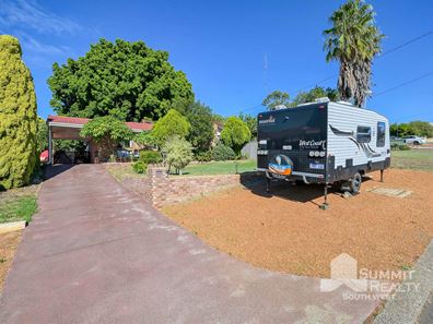6 Hughlings Place, Australind WA 6233