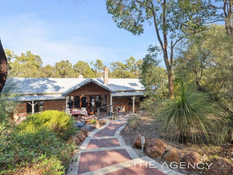 140 Rickard Road, Glen Forrest WA 6071