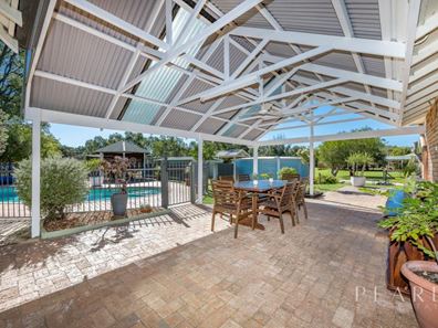 6 Old Dairy Court, Oakford WA 6121