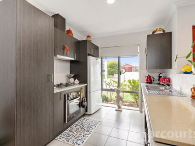 22 Nashville Loop, Currambine WA 6028
