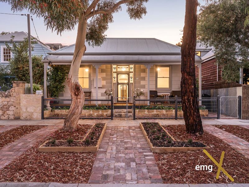 151 Edmund Street, Beaconsfield WA 6162