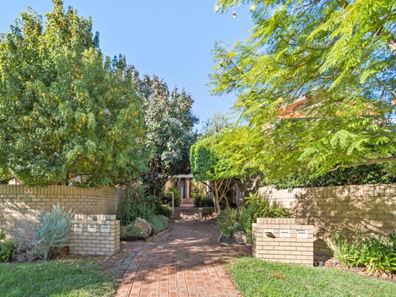 4/8 Wavertree Place, Leederville WA 6007