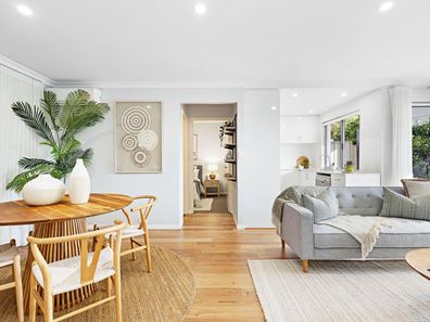 2/137 Westview Street, Scarborough WA 6019