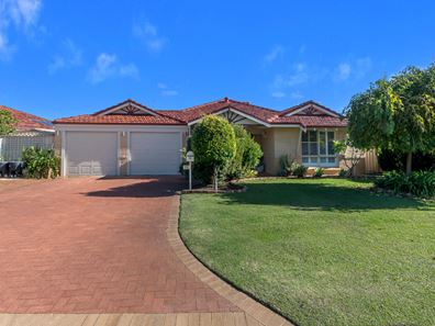 20 Lucas  Loop, Canning Vale WA 6155