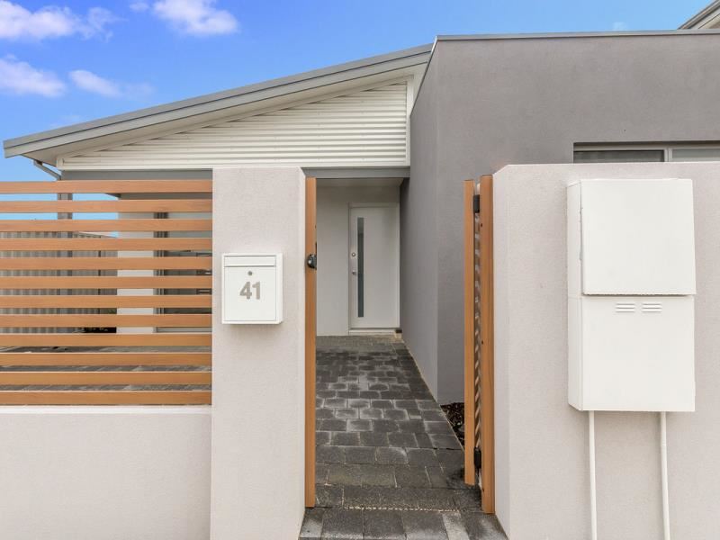 41 Plunkett Turn, Canning Vale WA 6155