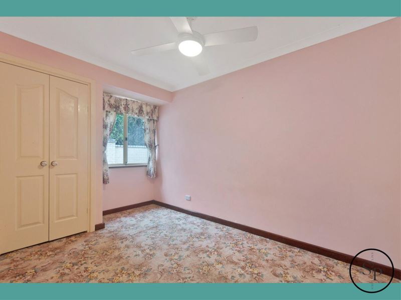 1 Ensay Place, Dudley Park WA 6210