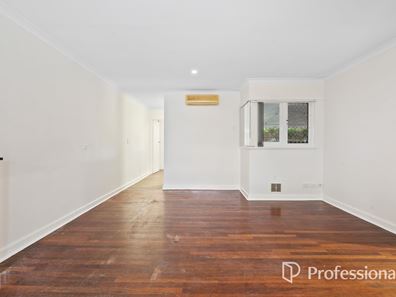 15M Calvert Way, Girrawheen WA 6064