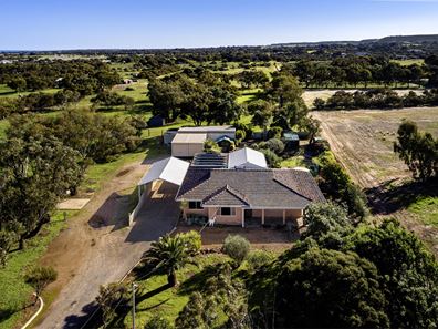 291 Chapman Valley Road, Waggrakine WA 6530