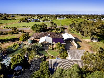 291 Chapman Valley Road, Waggrakine WA 6530