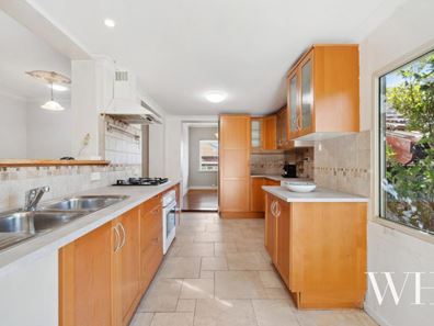 1/11 French Road, Melville WA 6156