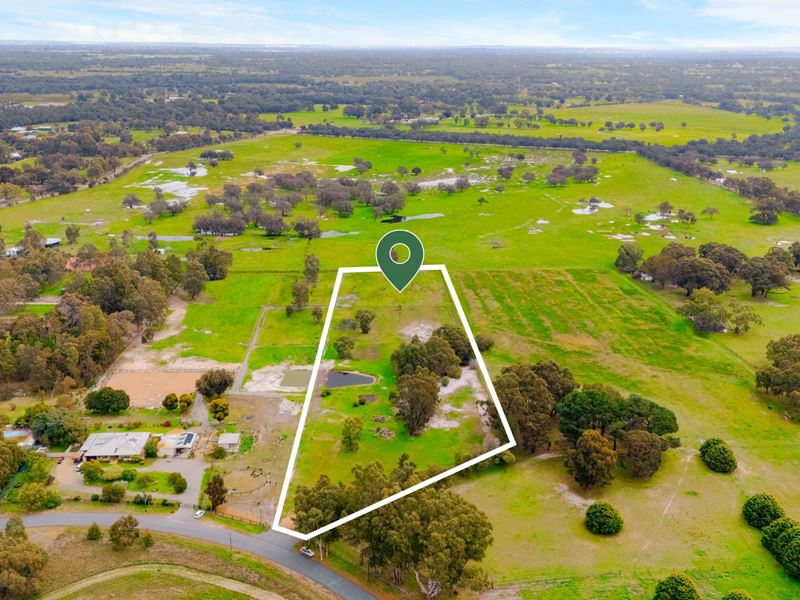 100 Gladstone Drive, Serpentine