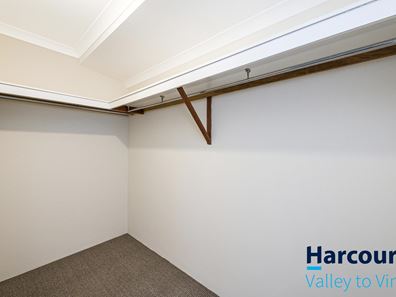 5 Buttercup Crescent, High Wycombe WA 6057