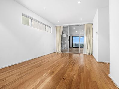 10/13 O'Connor Close, North Coogee WA 6163