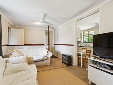 17 Macedon Place, Craigie WA 6025