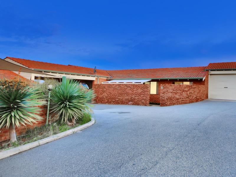 4/27-29 Edgehill Street, Scarborough