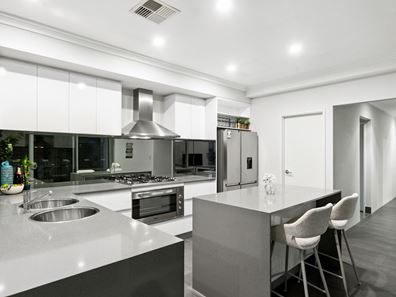 228A Riseley Street, Booragoon WA 6154