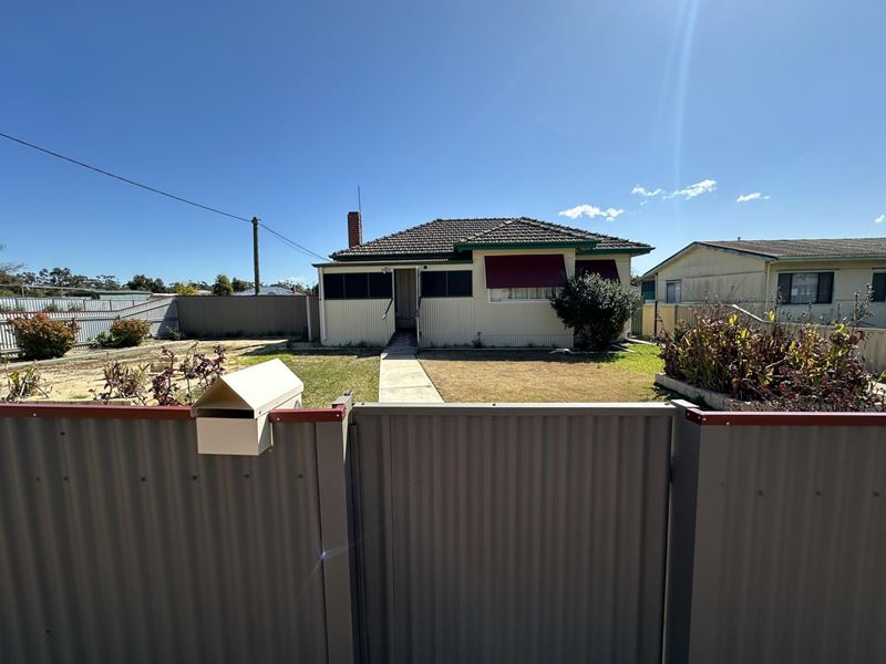 12 Stubbs Street, Wagin WA 6315