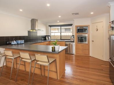 69 St Michaels Parkway, Dunsborough WA 6281