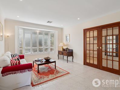 48 Keslake Way, Parkwood WA 6147