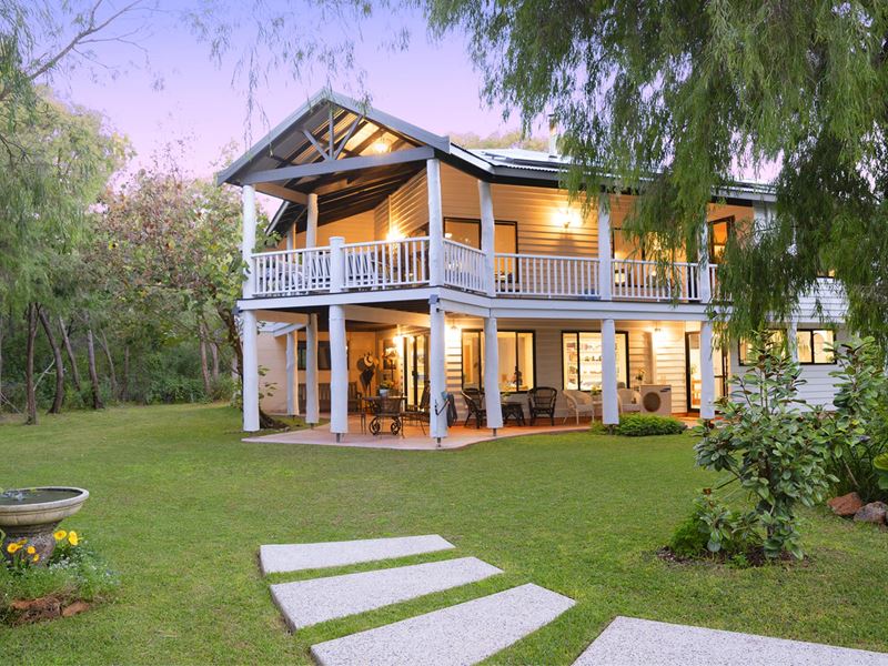 8 Vernon Track, Marybrook WA 6280