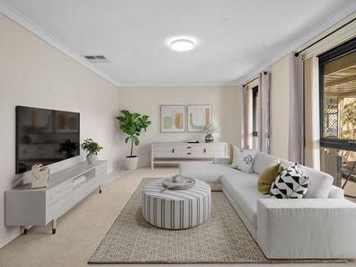 10 Sandalwood Parade, Halls Head WA 6210
