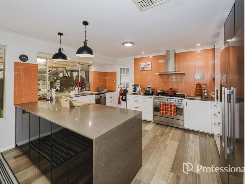 5 Drevon Place, Marangaroo