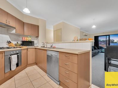12/17 Southdown Place, Thornlie WA 6108
