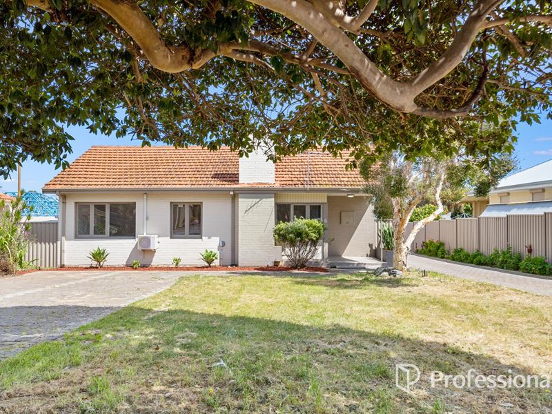 6 Tangmere Way, Balga WA 6061
