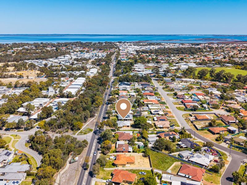 182 Wanjeep Street, Coodanup WA 6210