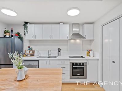 1/120 Surrey Road, Rivervale WA 6103
