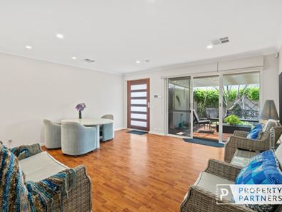 9 Fulford Street, Scarborough WA 6019