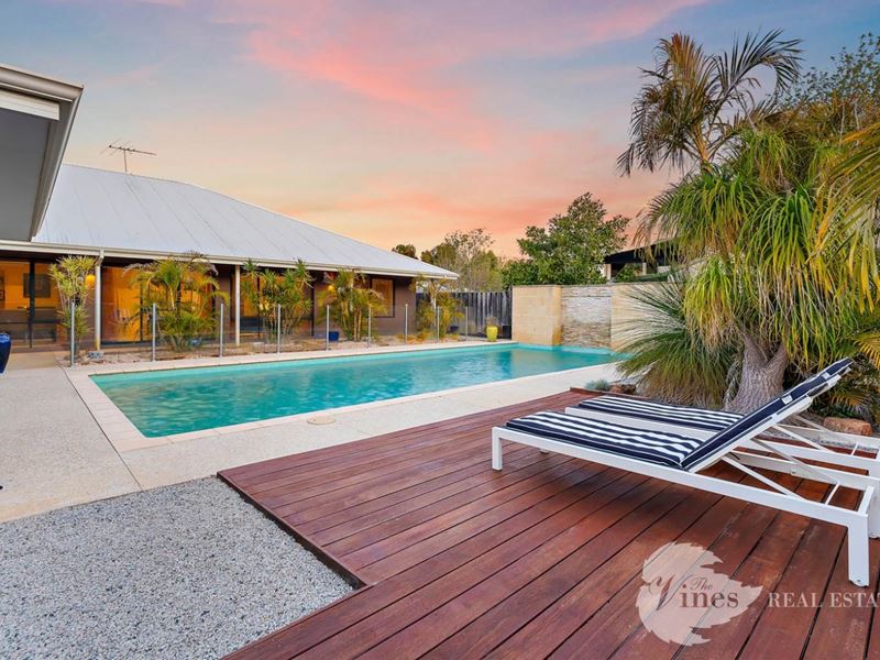 4 Chalgrave Crescent, The Vines