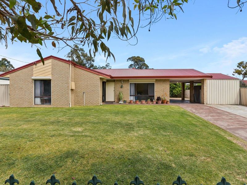 18 Kadina Road, Gooseberry Hill WA 6076