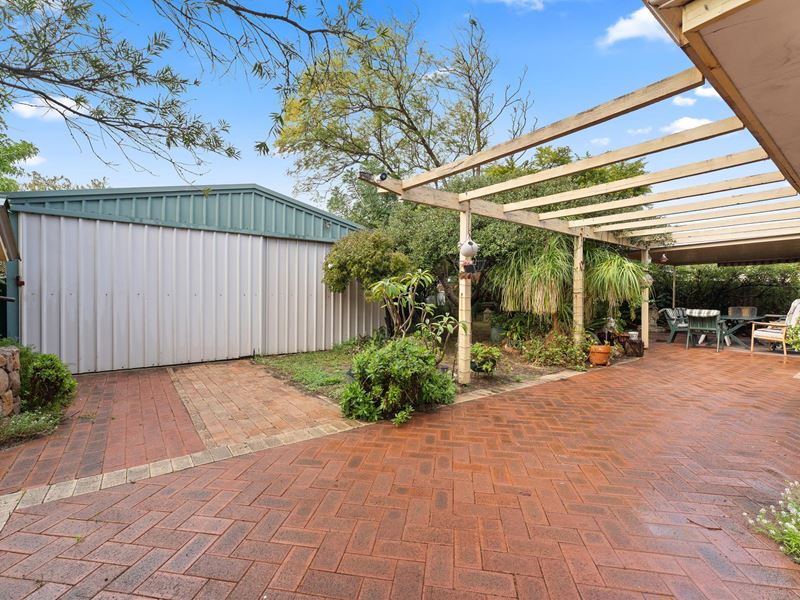 150 Currie Street, Warnbro WA 6169