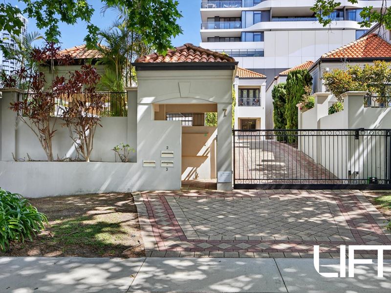 3/7 Tweeddale Road, Applecross WA 6153