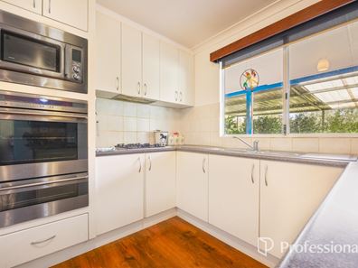 34 Richardson Road, Waroona WA 6215