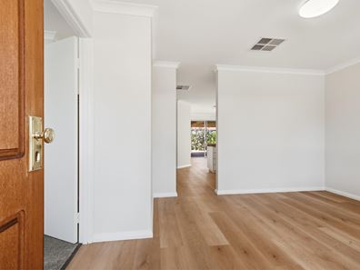 1 Sulphur Cove, Stratton WA 6056