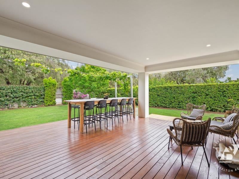 25 Davies Way, Broadwater