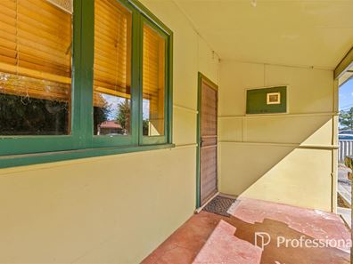 60 Bushby Street, Midvale WA 6056