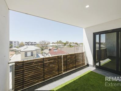 9/10 Ross Street, Kewdale WA 6105
