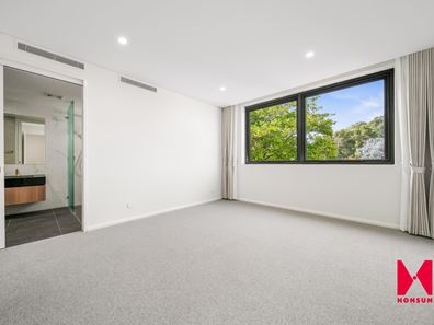 2/18 Webster St, Nedlands WA 6009