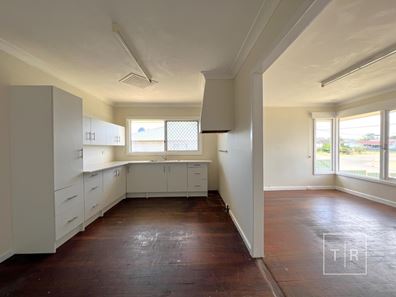 22 Olympian Way, Nulsen WA 6450