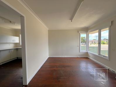 22 Olympian Way, Nulsen WA 6450