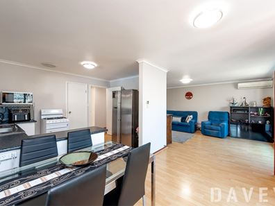 35 Blaxland Way, Padbury WA 6025